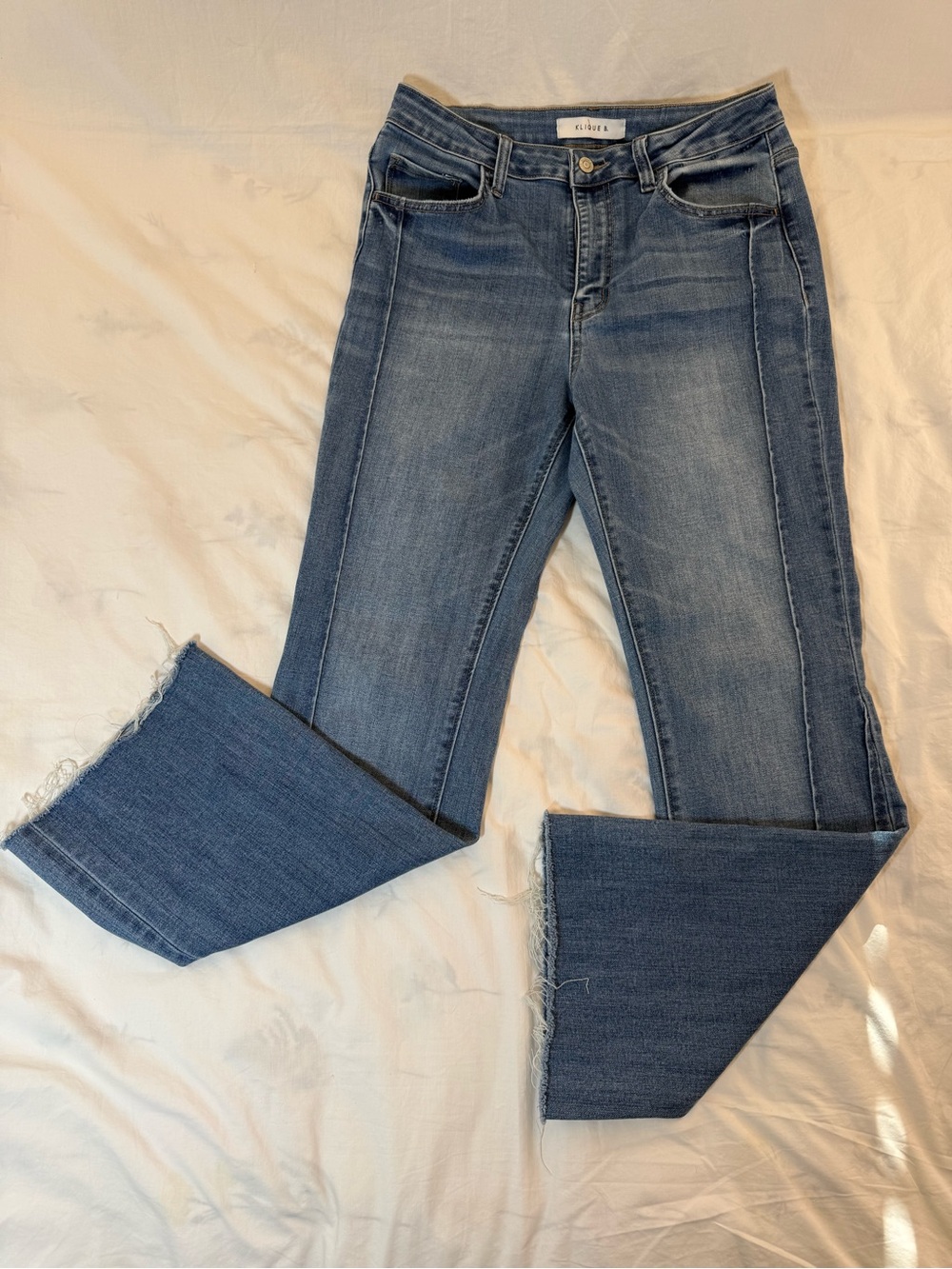 Klique B. Cut Hem Wide-Leg Jeans in Medium Blue Ankle Length